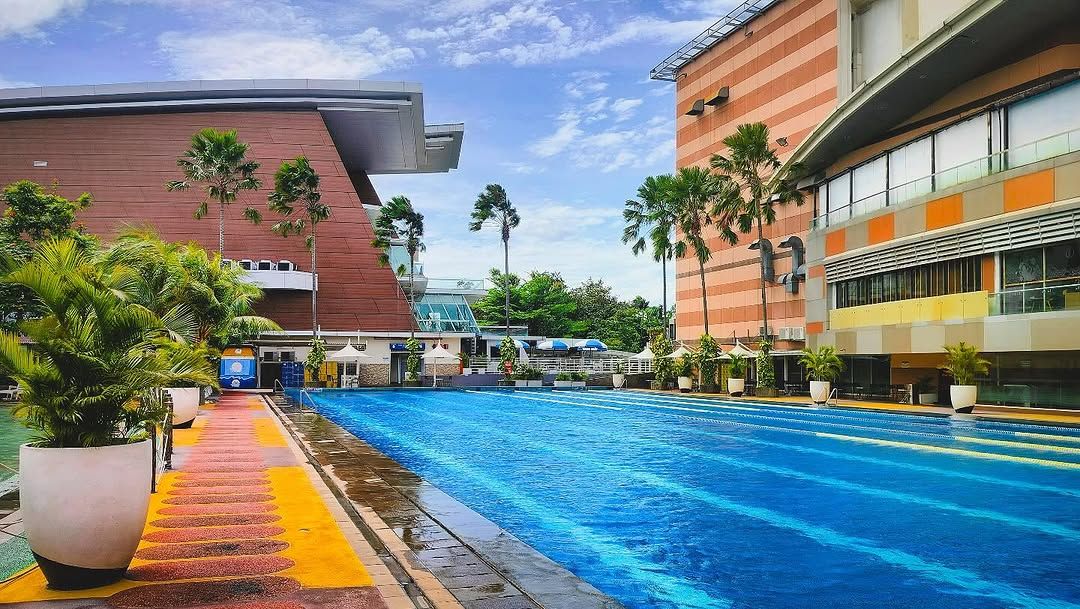 Kolam Renang Standar Olimpiade.jpg