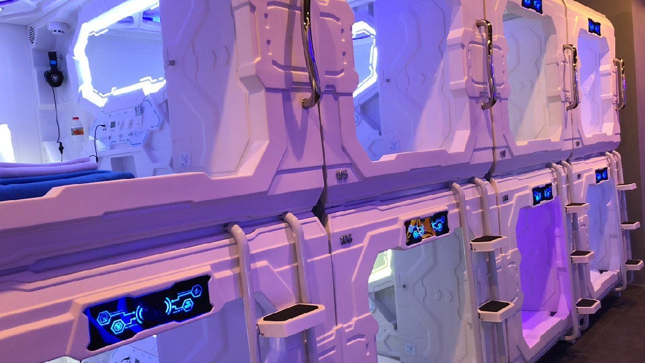 digital airport hotel.jpg