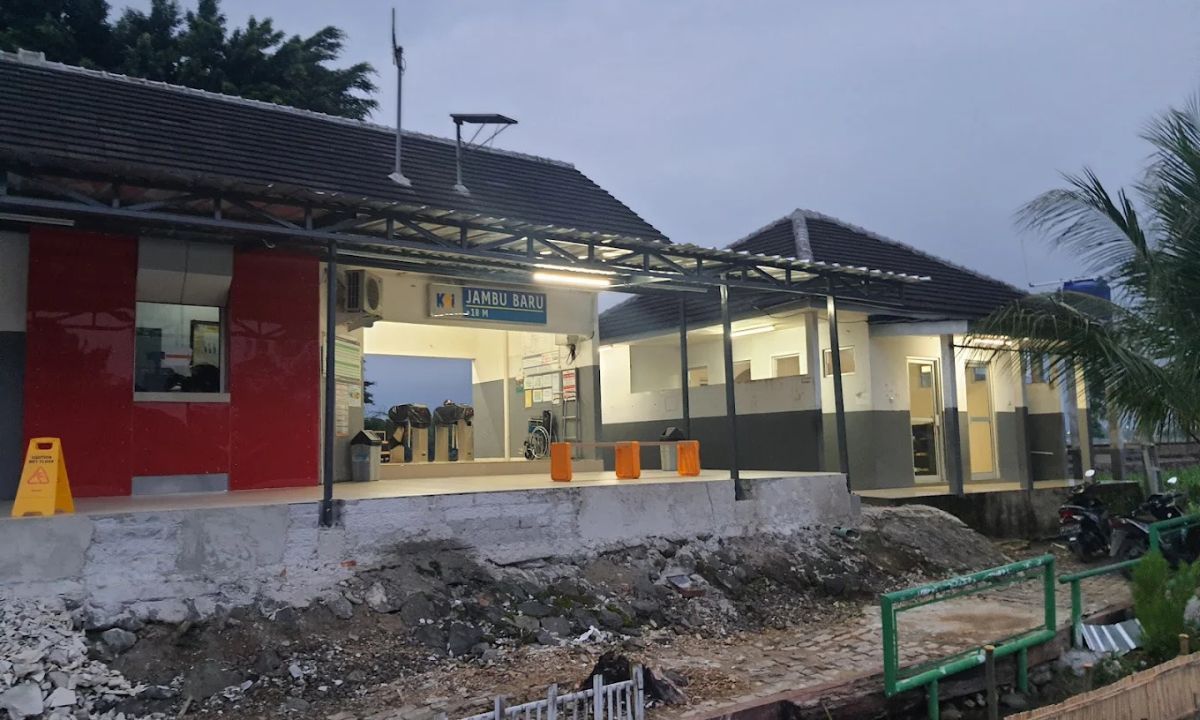 fasilitas stasiun jambu baru